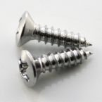 Śrubki do gniazd i maskownic.